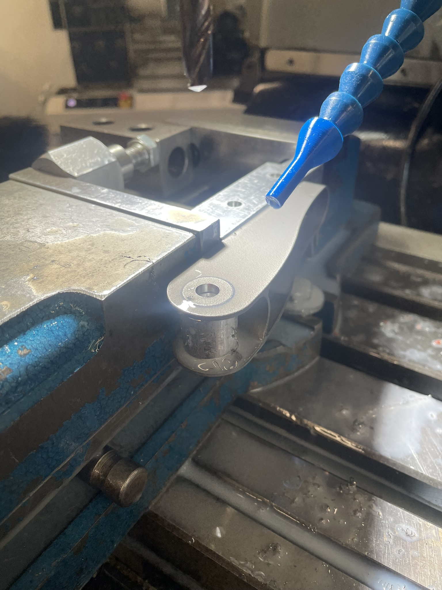 Machining rear bracket