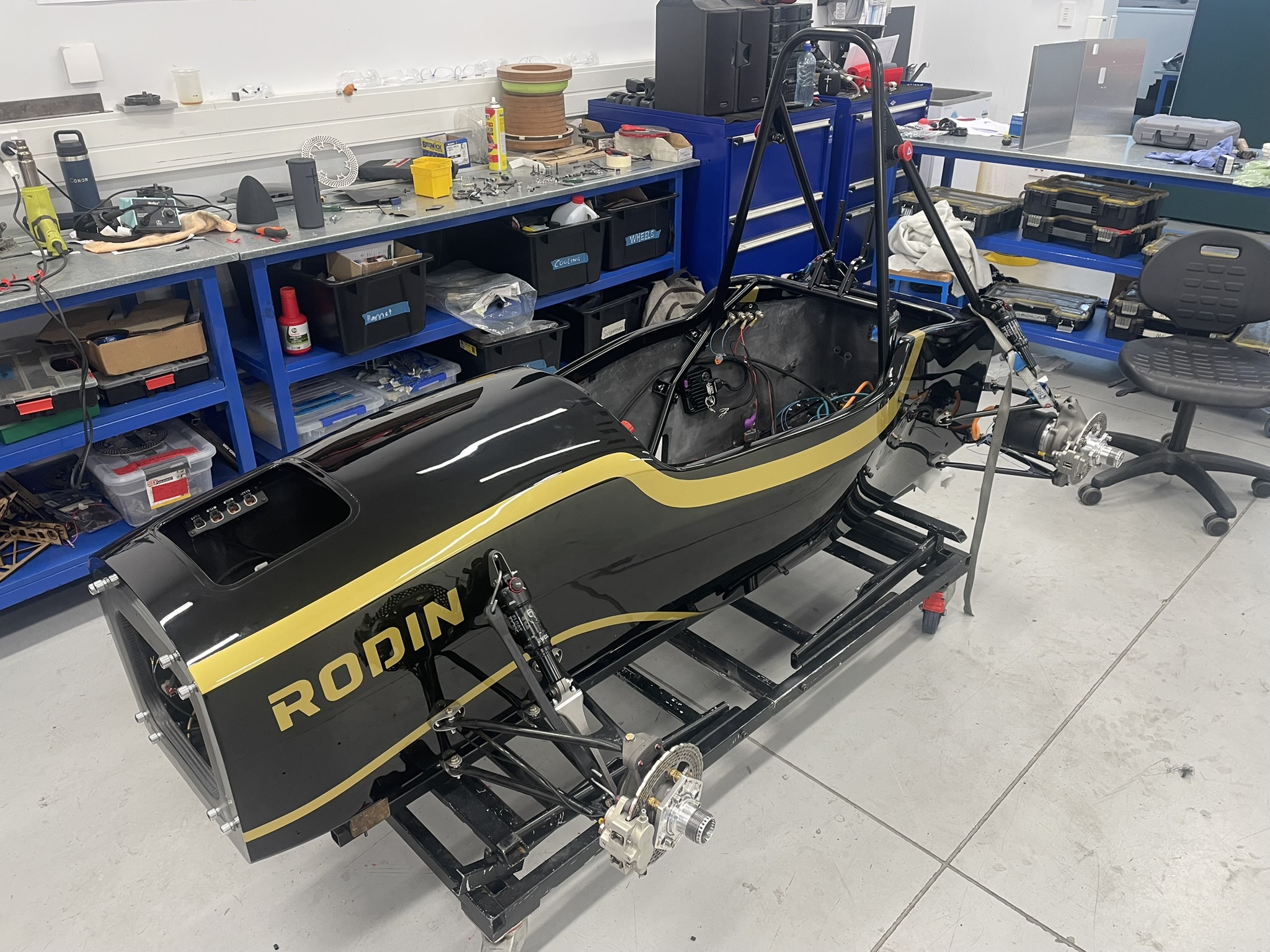UCM25 monocoque